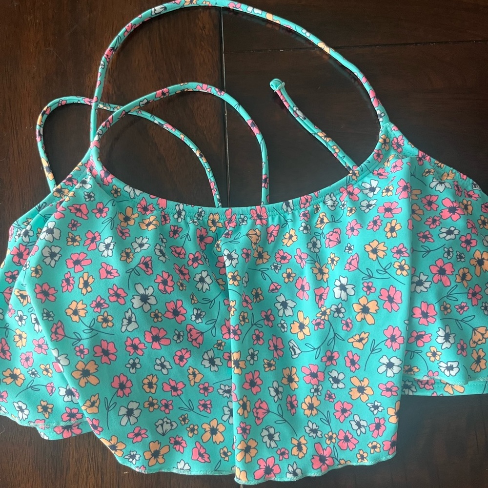 NWT- Arizona Junior’s Bikini top